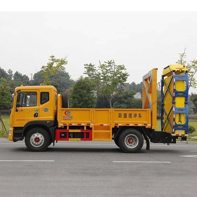 東風多利卡D9 100K防撞緩沖車 保障高速安全與交通暢通的智能解決方案